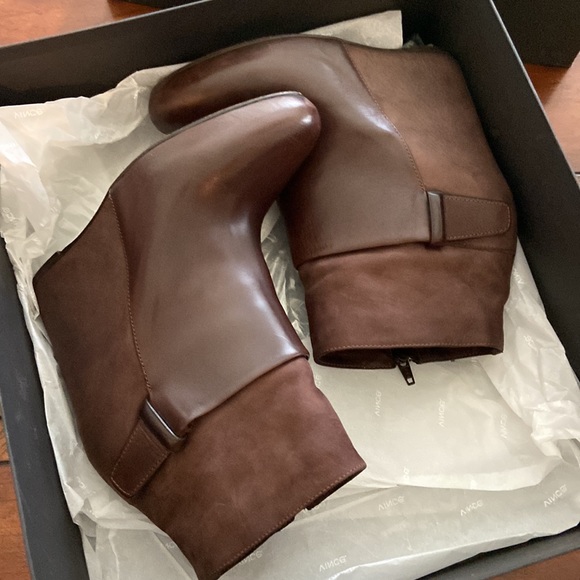 Vince chocolate brown suede & leather wedge bootie - Picture 7 of 8